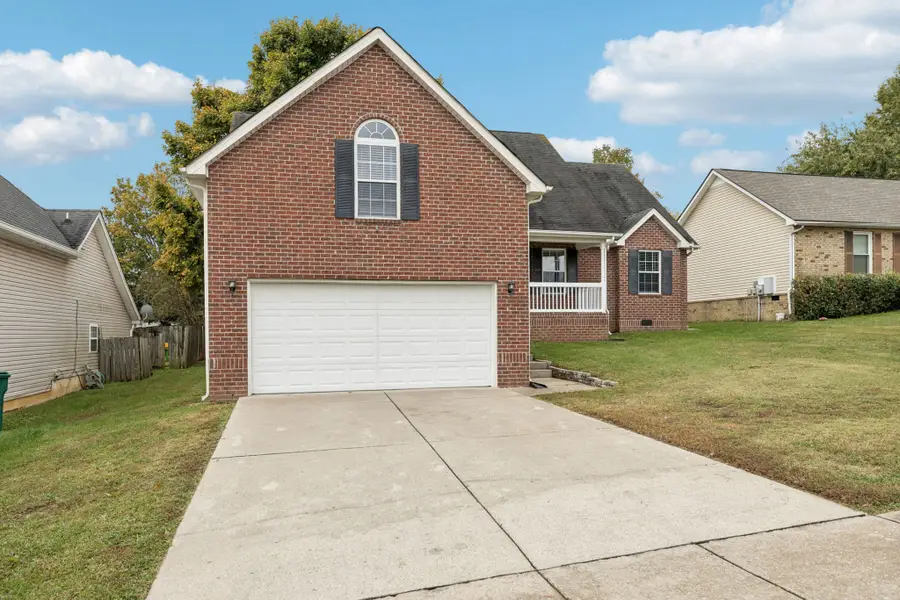 1305 Chapman Ct, Spring Hill, TN 37174 - Image #3