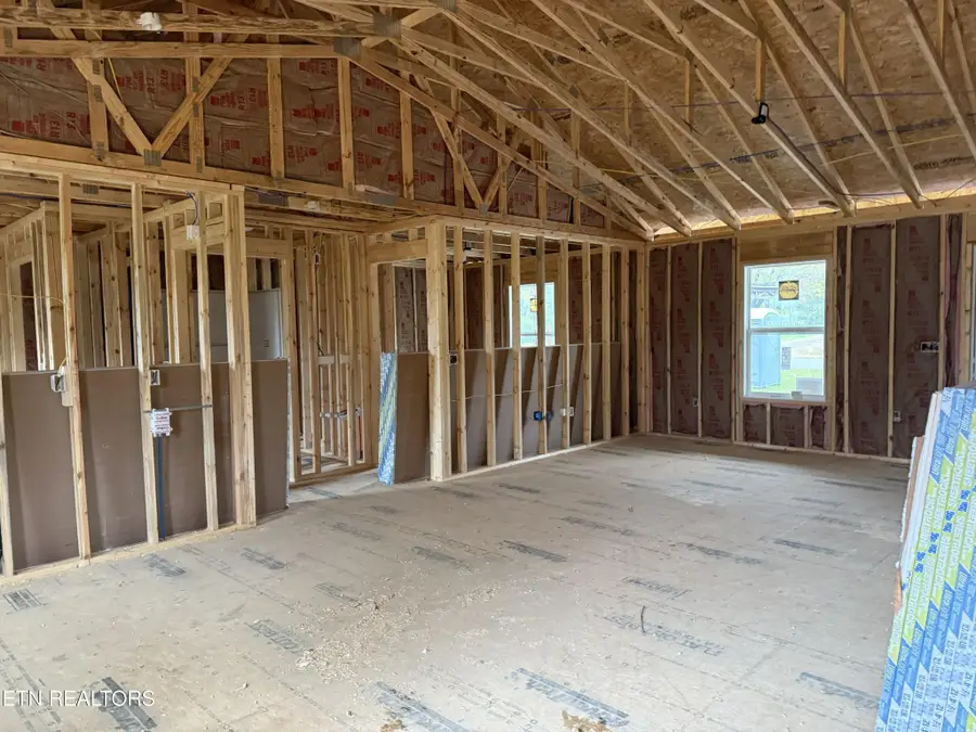 204 Garrett St, Jamestown, TN 38556 - Image #3