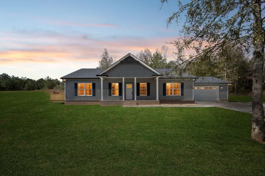 8016 Mcdonald Cemetery Road, Ooltewah, TN 37363 - Image #2