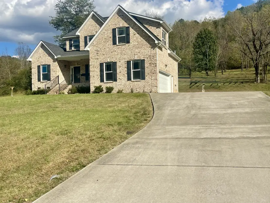57 Hillside Cove Dr, Woodbury, TN 37190 - Image #3