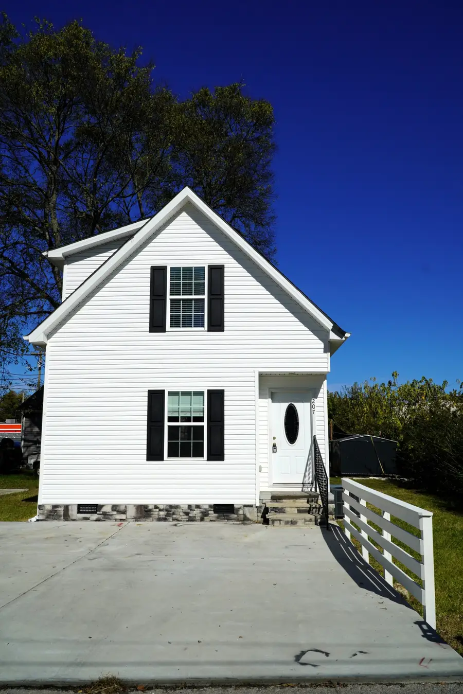 207 Campbell St W, Fayetteville, TN 37334 - Image #3