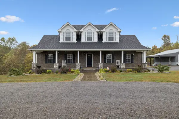 5810 Carthage Rd, Pleasant Shade, TN 37145