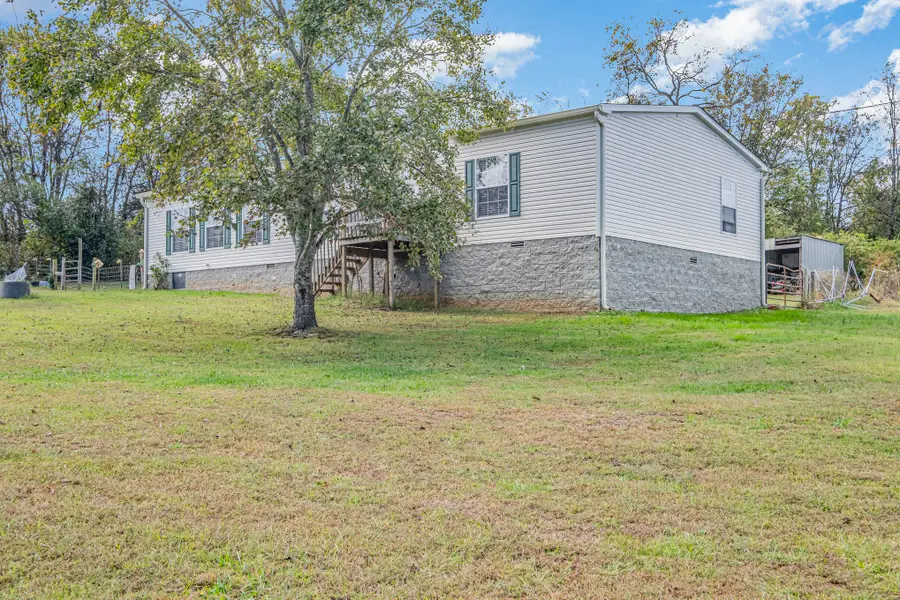 1241 Littleton Ranch Rd, Castalian Springs, TN 37031 - Image #2
