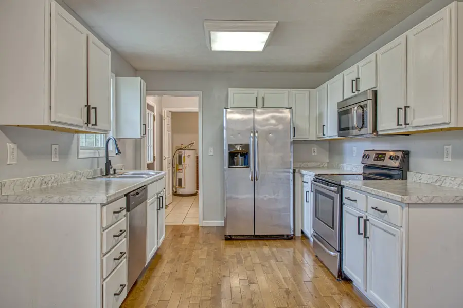 731 Howell St, Sparta, TN 38583 - Image #2