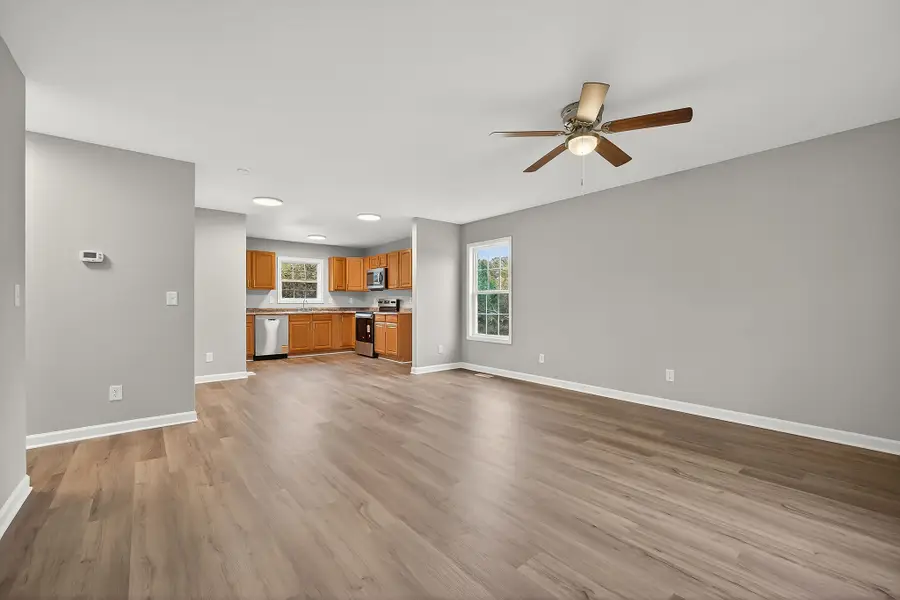 1193 Ashburn Rd, Monterey, TN 38574 - Image #2