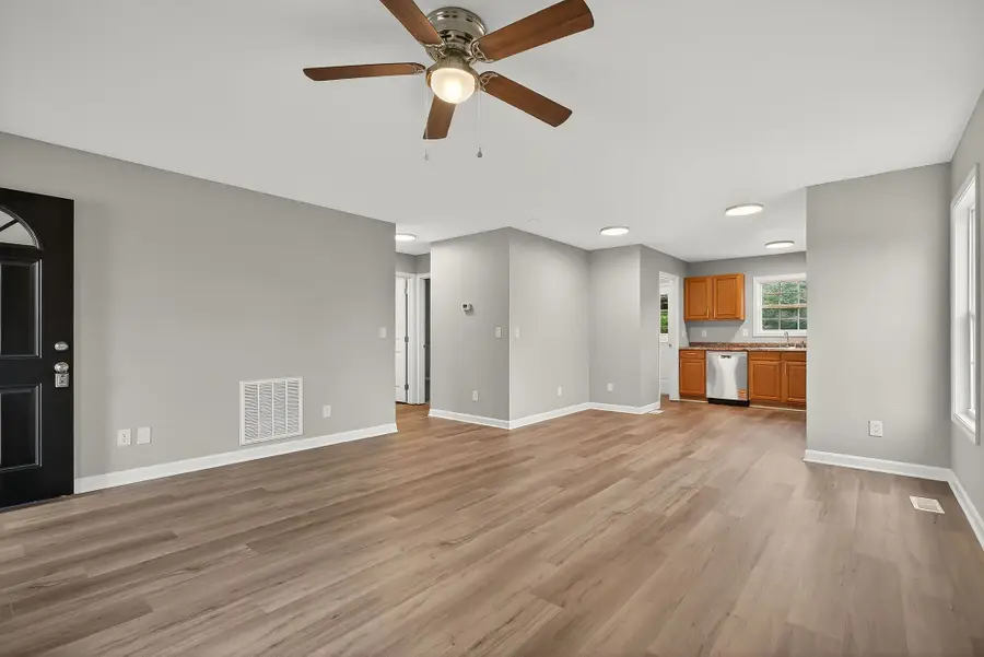 1193 Ashburn Rd, Monterey, TN 38574 - Image #3