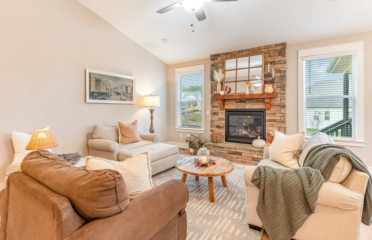 414 Jimmie L Bell Rd, Hendersonville, TN 37075 - Image #1