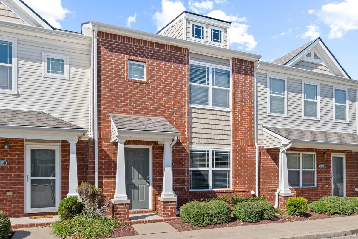 1020 Somerset Springs Dr, Spring Hill, TN 37174 - Image #1