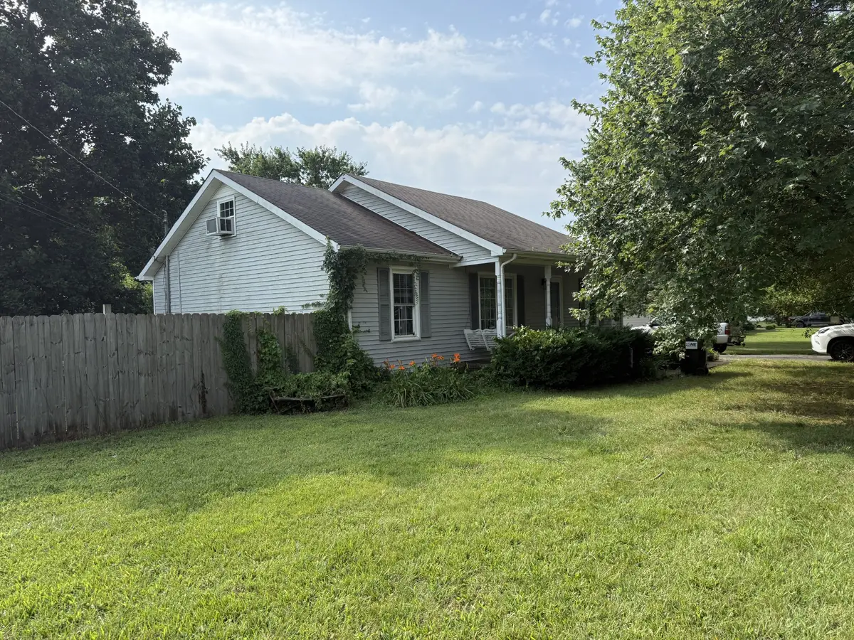 2010 Sugartree Dr, Murfreesboro, TN 37129 - Image #1