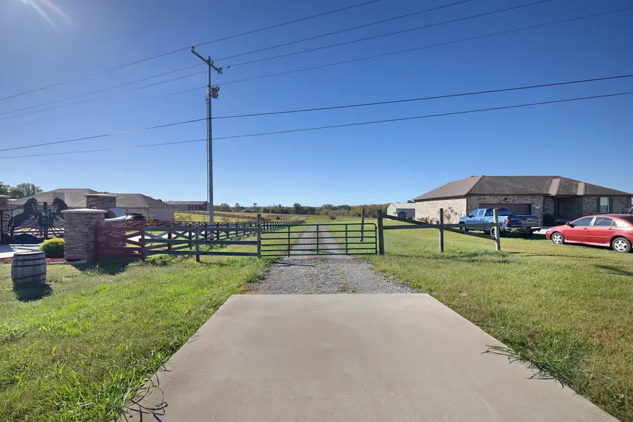 418 Fowler Ford Rd, Portland, TN 37148 - Image #2