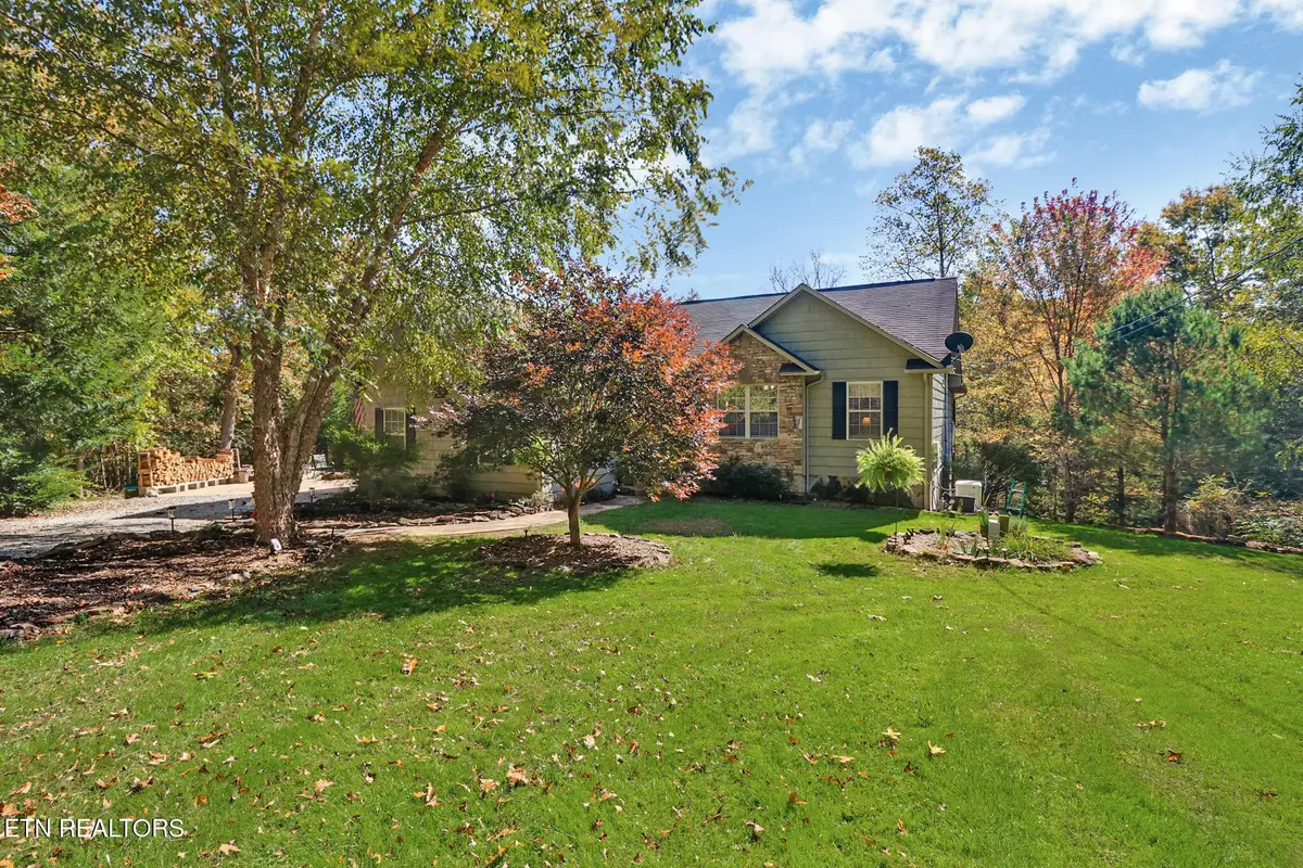 232 Victoria Circle, Jamestown, TN 38556 - Image #1