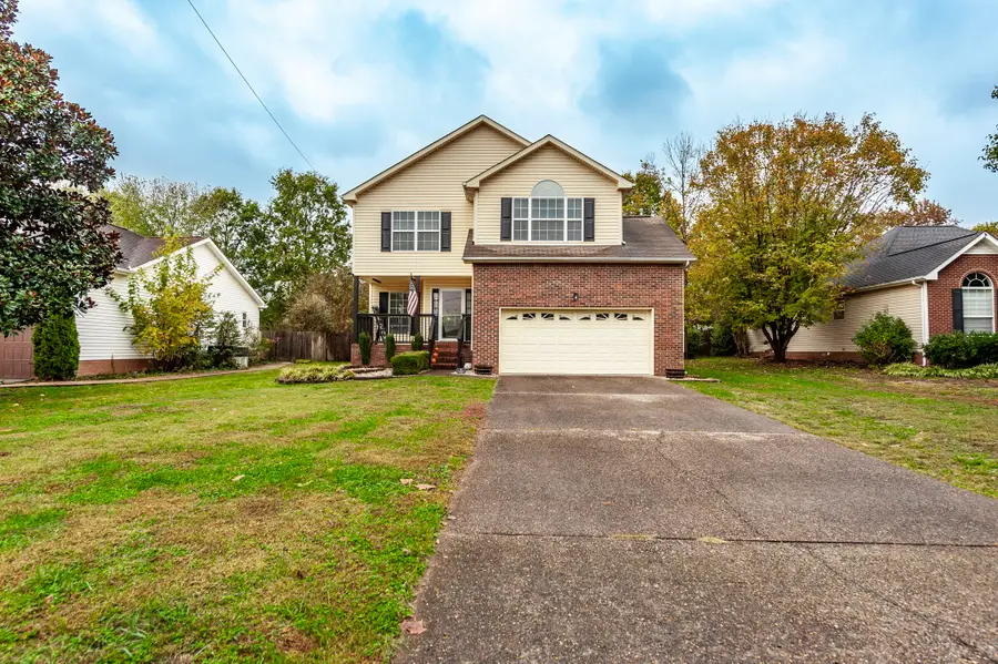 376 Huntington Dr, Gallatin, TN 37066 - Image #3