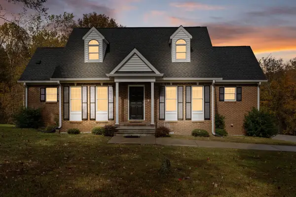 1719 Wynnewood Dr, Chapmansboro, TN 37035