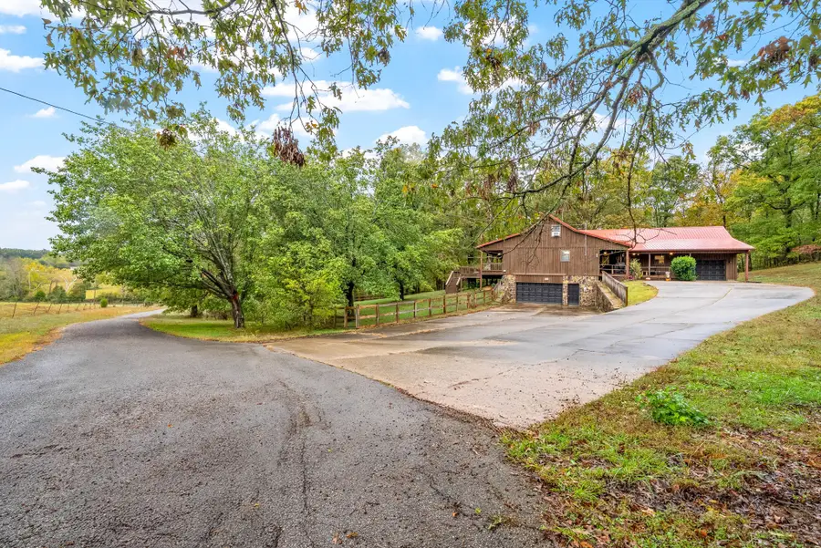 3880 Witty Ln, Hopkinsville, KY 42240 - Image #2