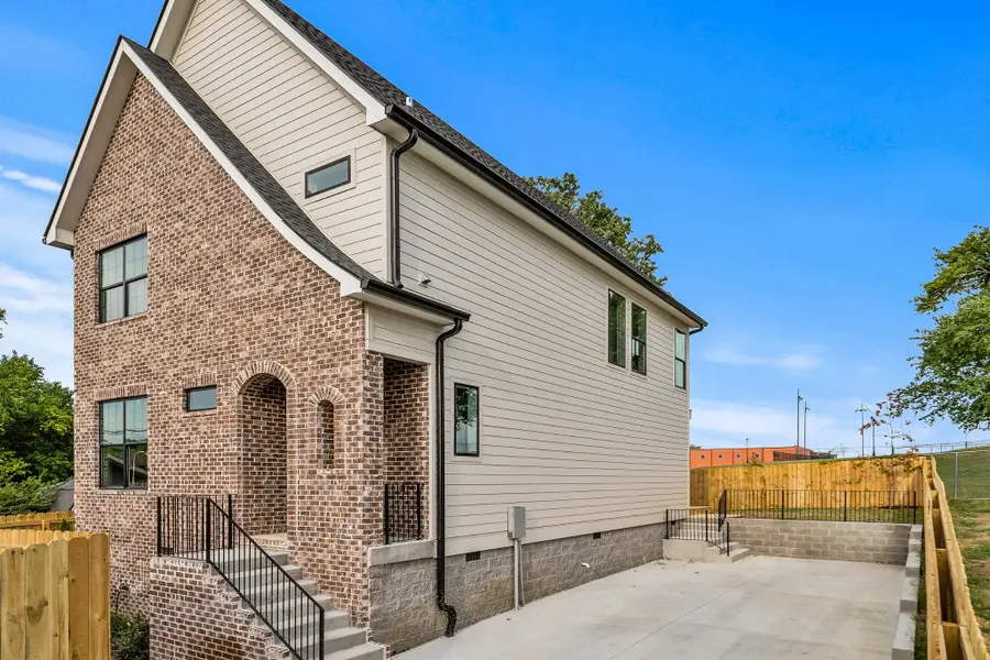 2127B Burns St, Nashville, TN 37216 - Image #2