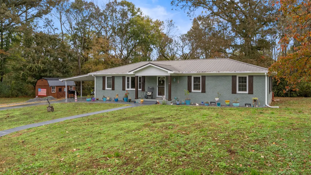 1052 Old Salem Lexie Rd, Belvidere, TN 37306 - Image #1