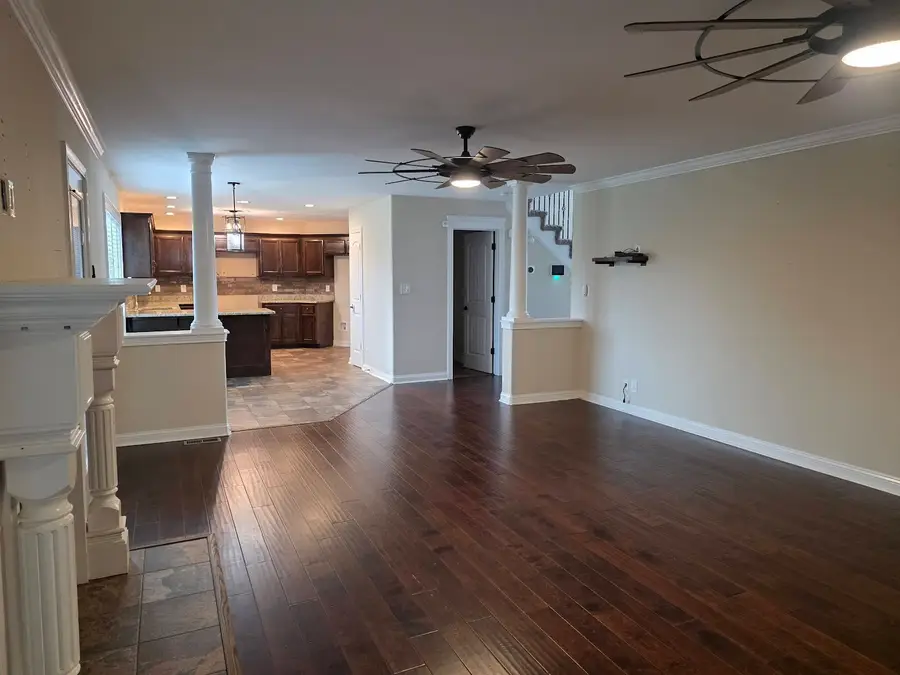 1761 Autumnwood Blvd, Clarksville, TN 37042 - Image #2