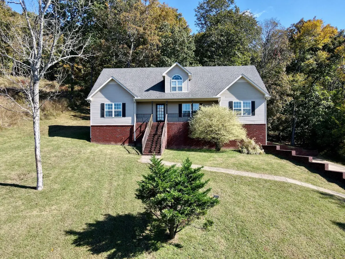 216 Matt Dr, Bell Buckle, TN 37020 - Image #1