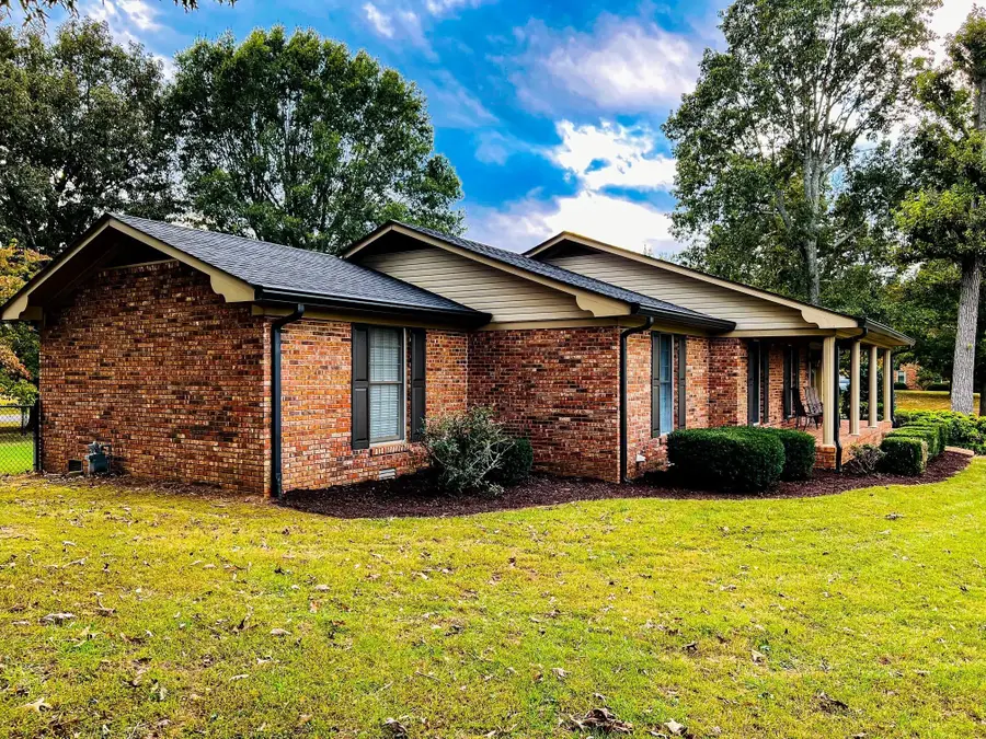 115 Lakeview Trl, McMinnville, TN 37110 - Image #3