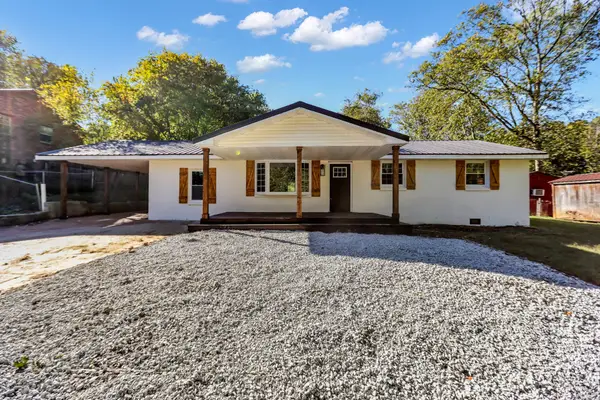 2054 Shelby Dr, Clarksville, TN 37043