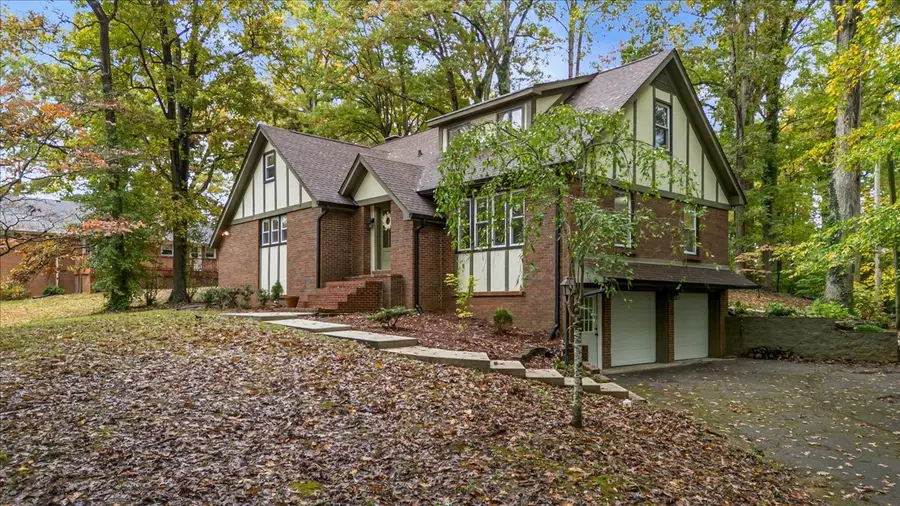 303 Edgewood Ave, McMinnville, TN 37110 - Image #2