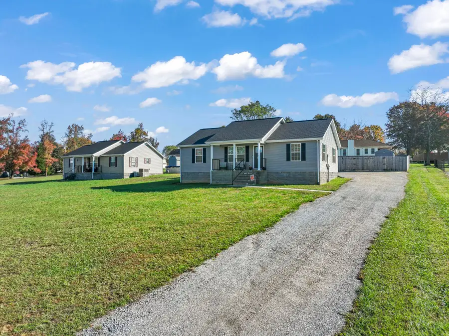 315 Brandon Dr, McMinnville, TN 37110 - Image #3