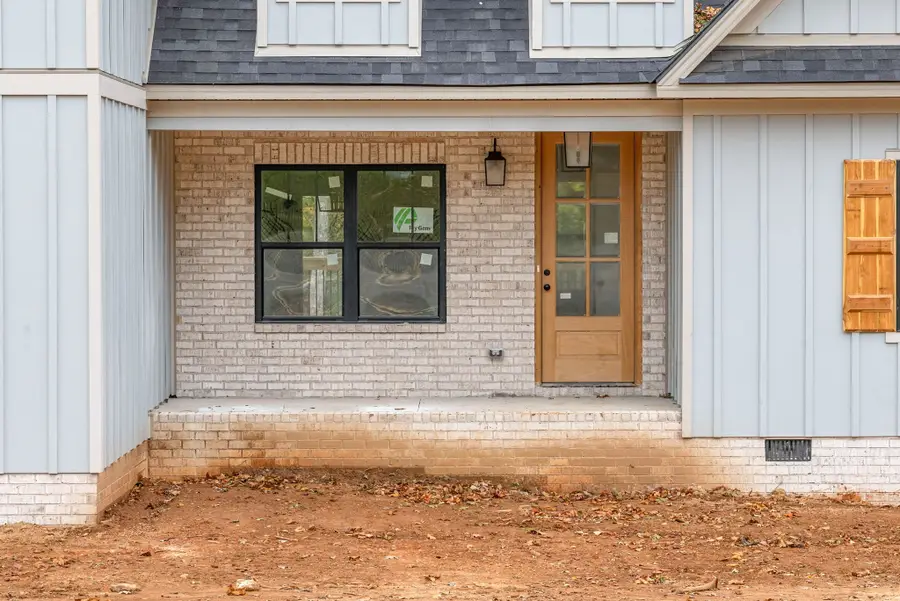 1800 Gholson Rd, Clarksville, TN 37043 - Image #2