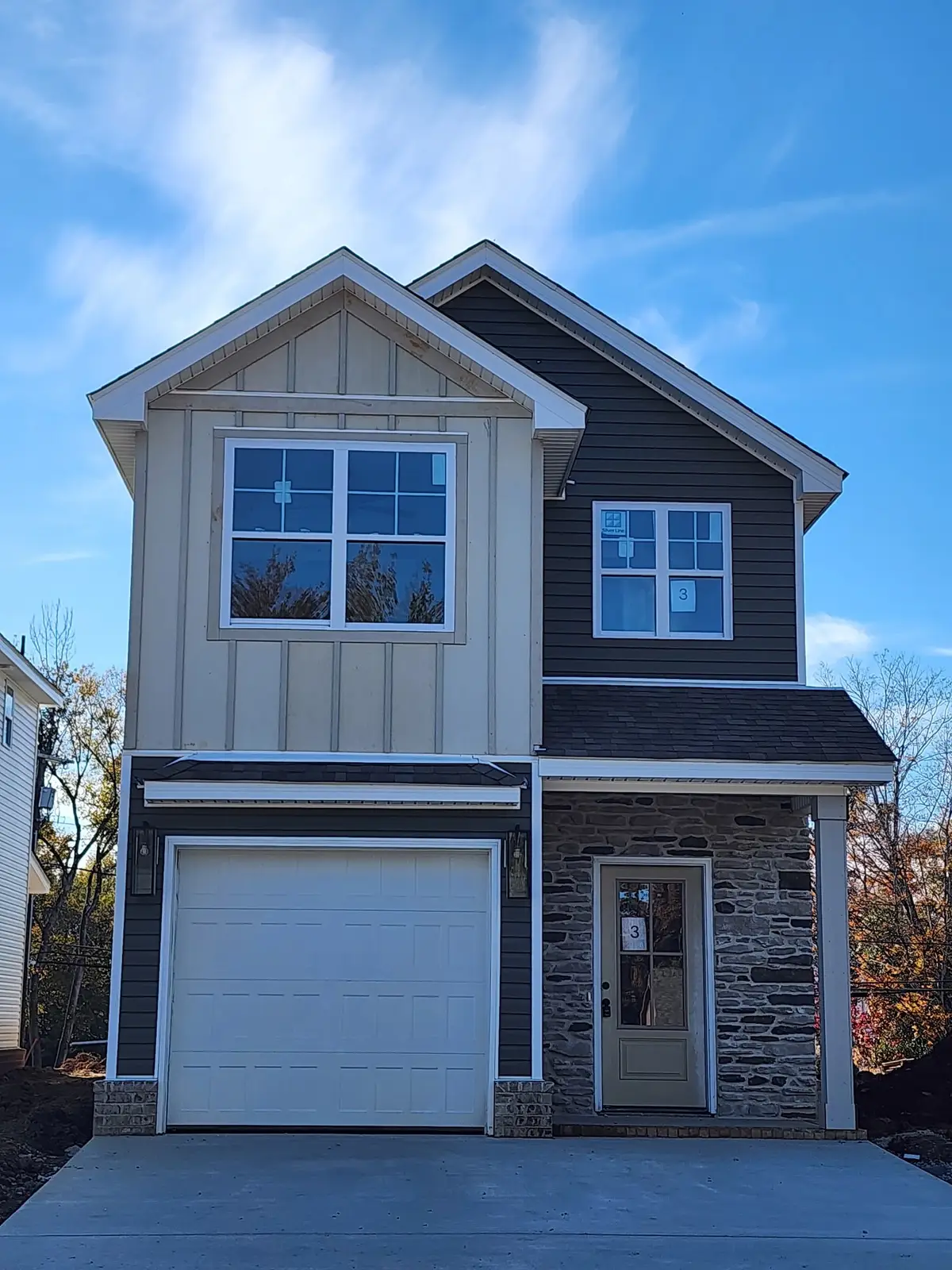 83 Charlotte Rd, Clarksville, TN 37040 - Image #1