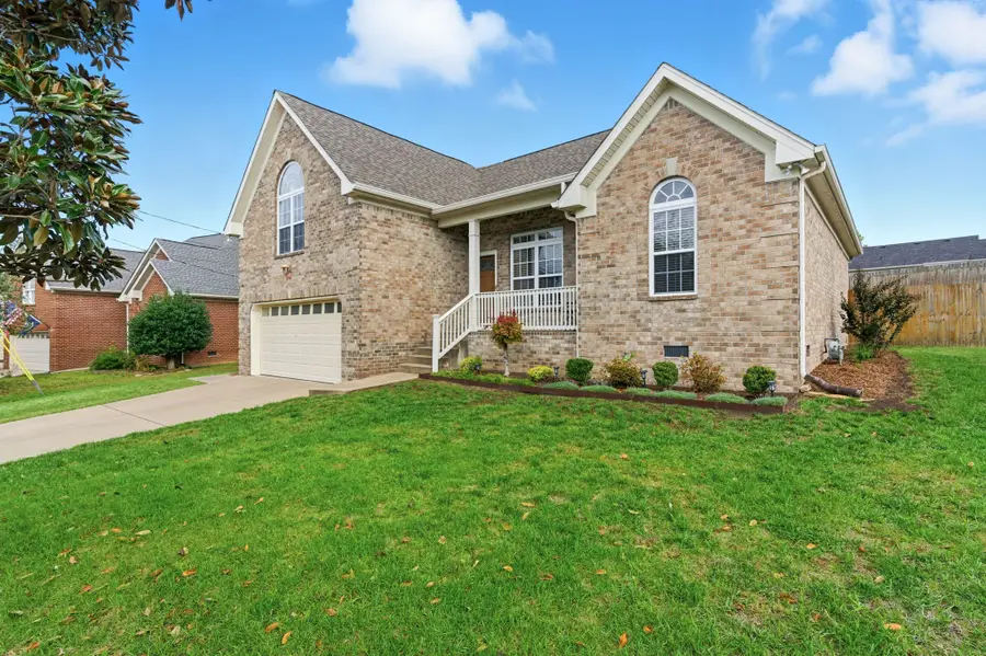 686 Whispering Breeze, Mount Juliet, TN 37122 - Image #2