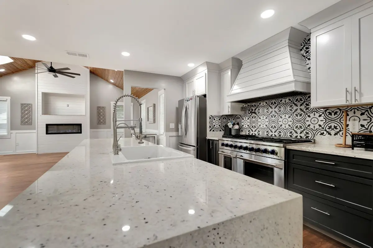 402 Oakhaven Dr, Smyrna, TN 37167 - Image #1