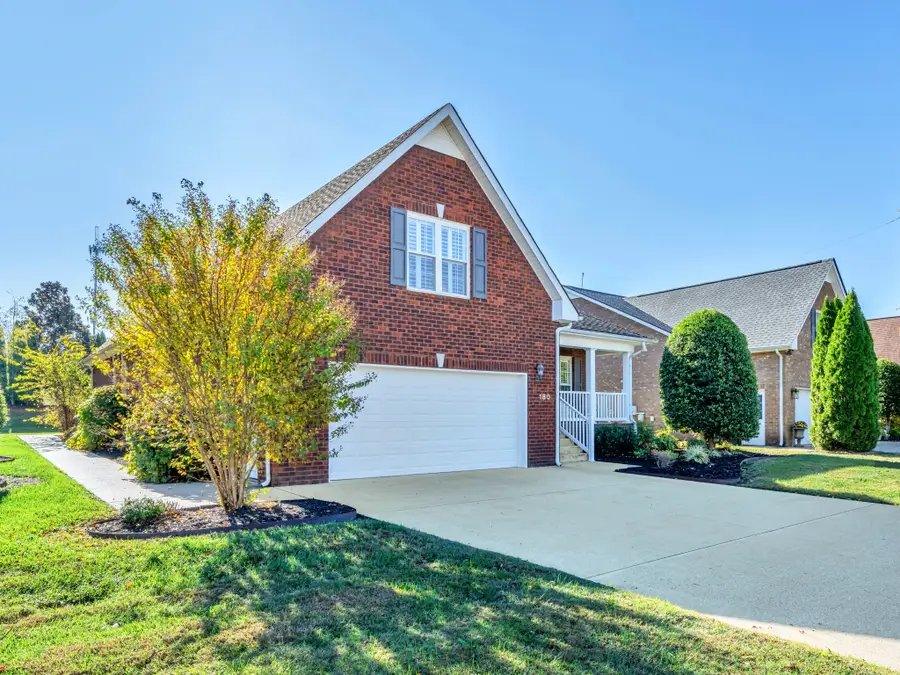 180 Winfrey Ct, Pleasant View, TN 37146 - Image #2