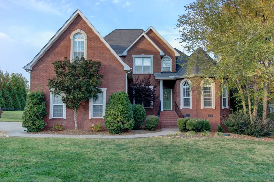 2052 Woodcliff Dr, Smyrna, TN 37167 - Image #2