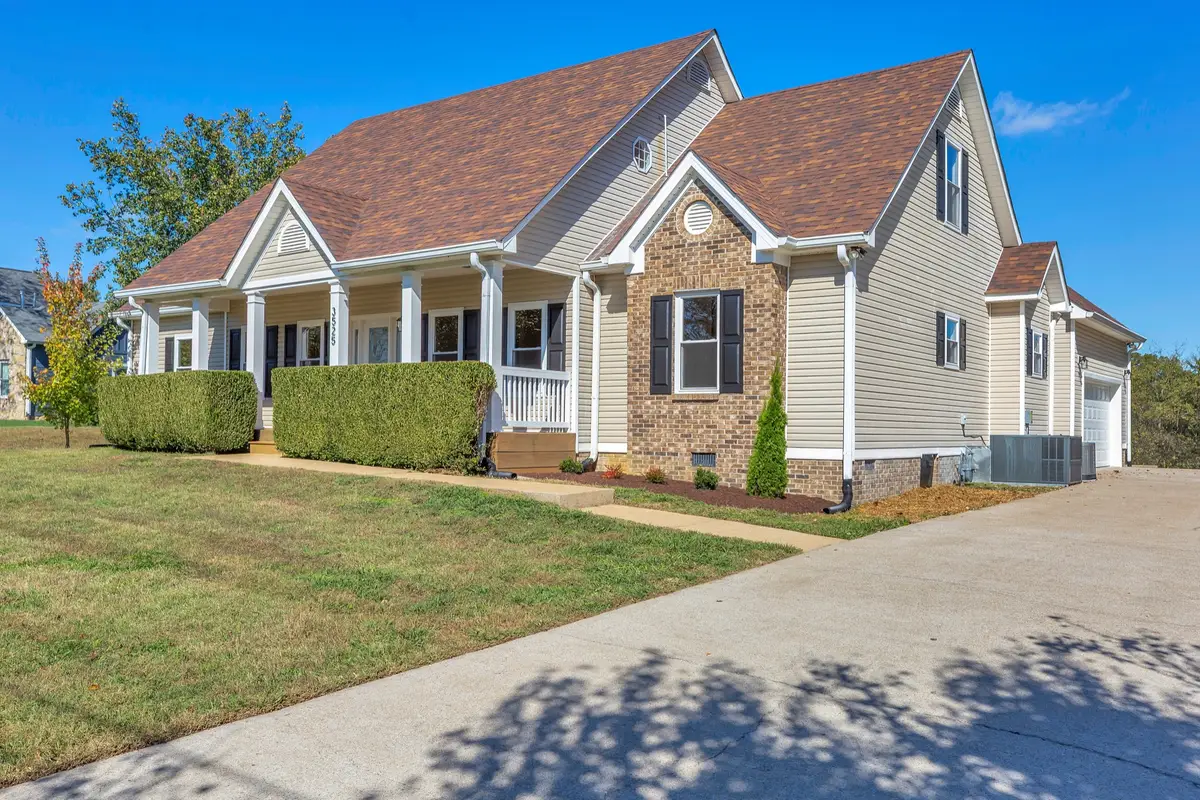 3525 Greystone Dr, Spring Hill, TN 37174 - Image #1