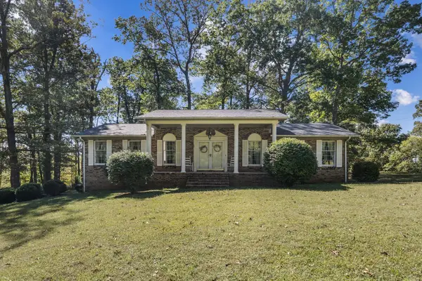 2089 Pettit Cove Rd, Quebeck, TN 38579