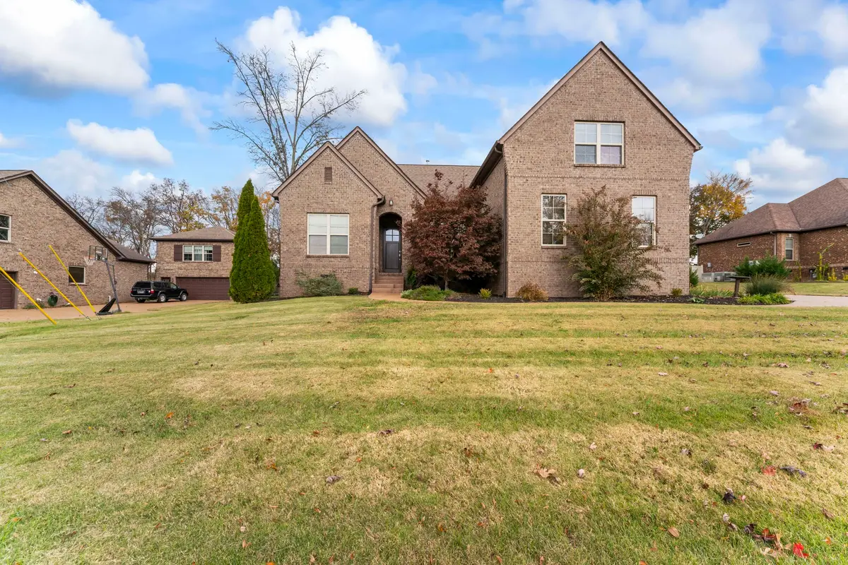 710 Morriswood Dr, Mount Juliet, TN 37122 - Image #1