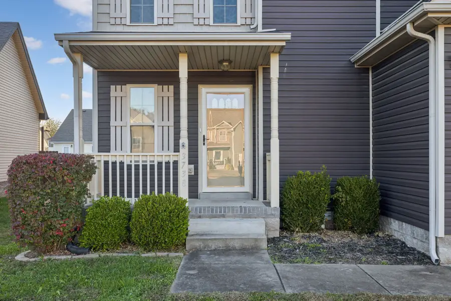 3738 Silver Fox Ct, Clarksville, TN 37040 - Image #2