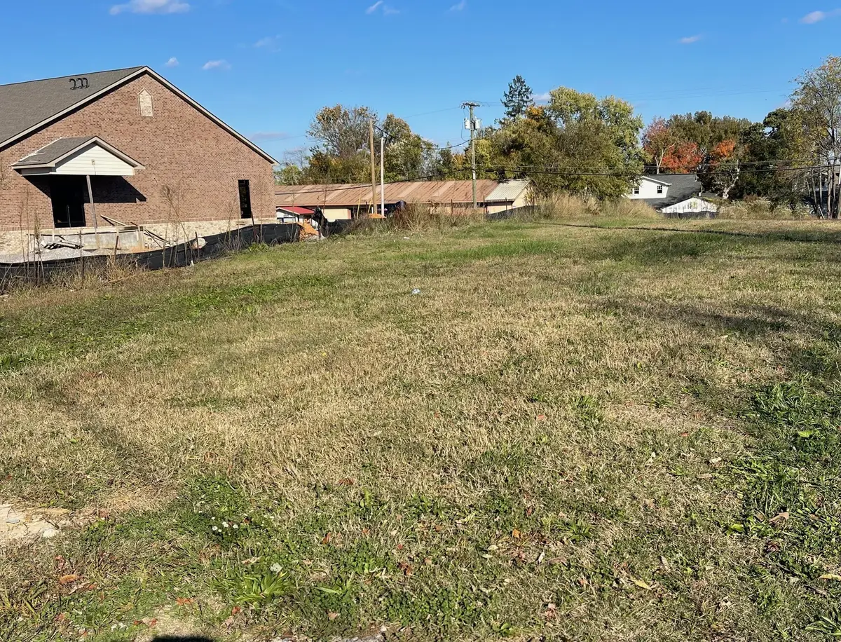 1327 S Main St, Springfield, TN 37172 - Image #1