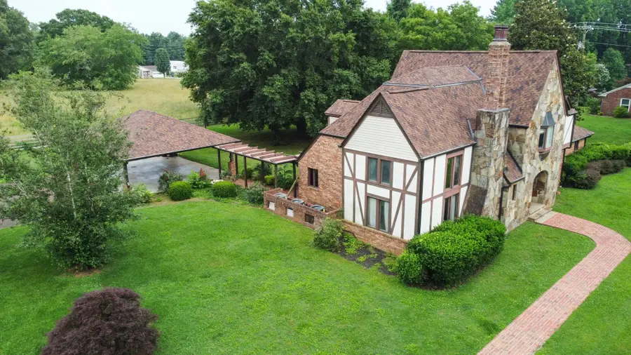 202 Oak Hill Dr, McMinnville, TN 37110 - Image #3