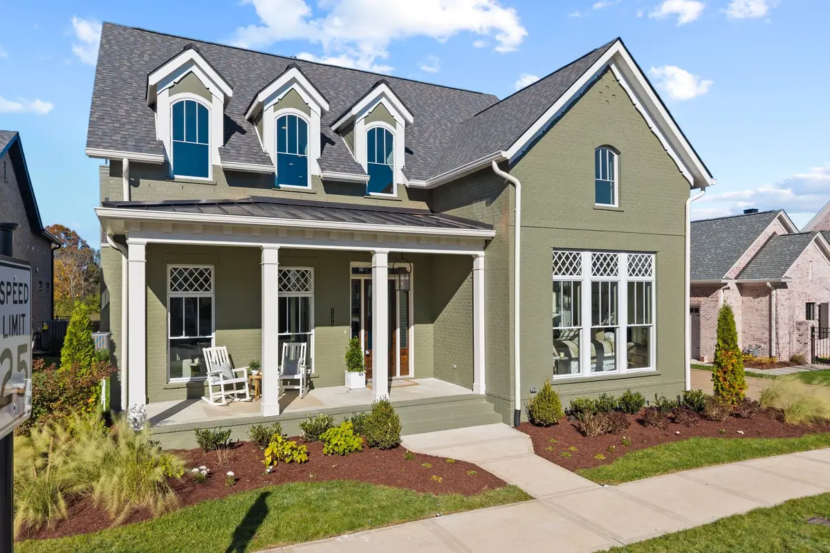 1304 Mcquiddy Rd, Nashville, TN 37221 - Image #1