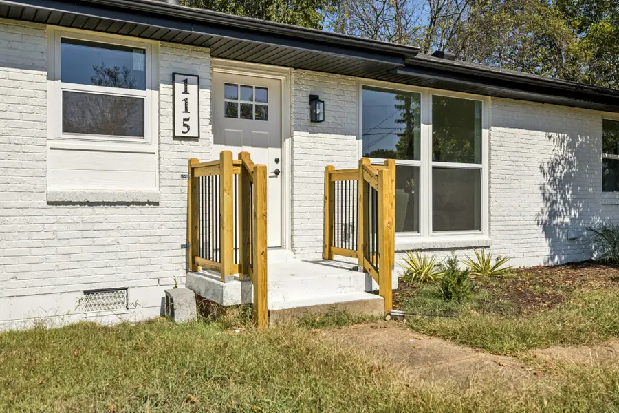 115 Leota Dr, Hendersonville, TN 37075 - Image #2