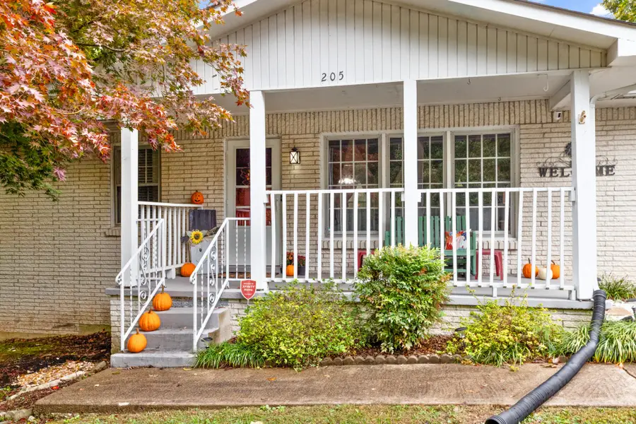 205 Oak Dr, Dickson, TN 37055 - Image #3