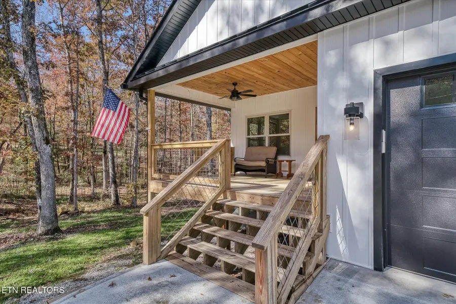 565 Grassland Rd, Crossville, TN 38572 - Image #3