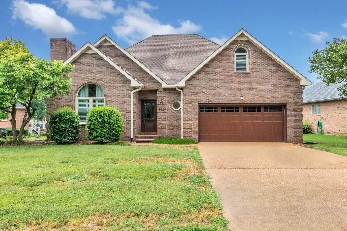 207 Black Hawk Way, Murfreesboro, TN 37127 - Image #1
