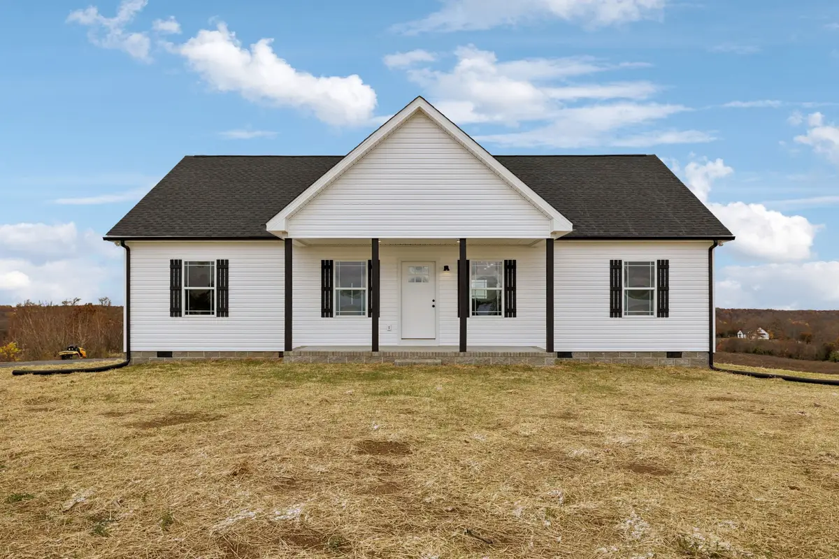 2623 Oak Knob Rd, Lafayette, TN 37083 - Image #1