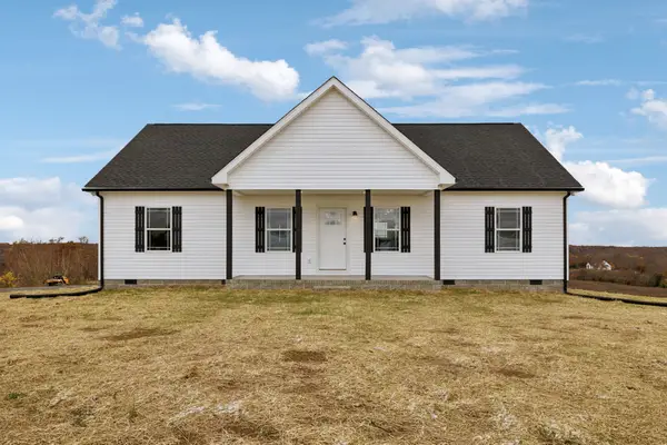 2623 Oak Knob Rd, Lafayette, TN 37083