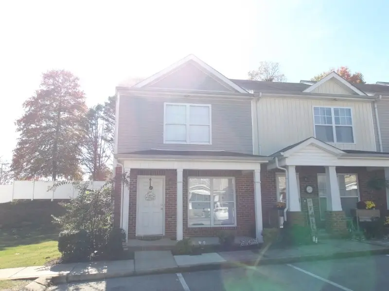 122 Kathryn Ct, Columbia, TN 38401 - Image #2