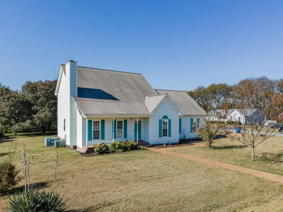 700 Sugar Bend Dr, Columbia, TN 38401 - Image #2