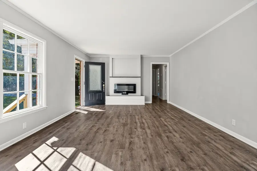 108 Dellwood Ln, McMinnville, TN 37110 - Image #3