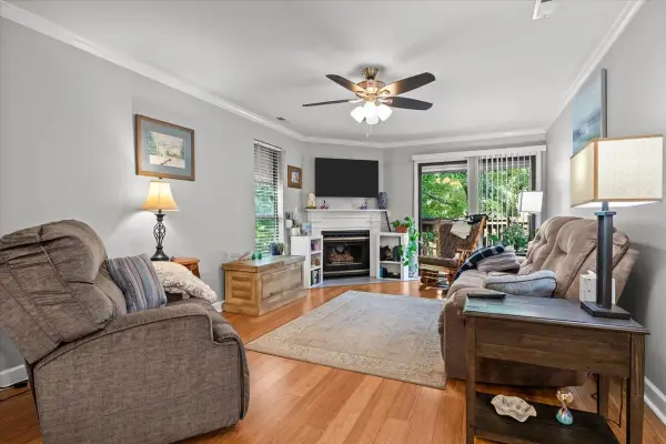 815 Highway 70 E, Dickson, TN 37055