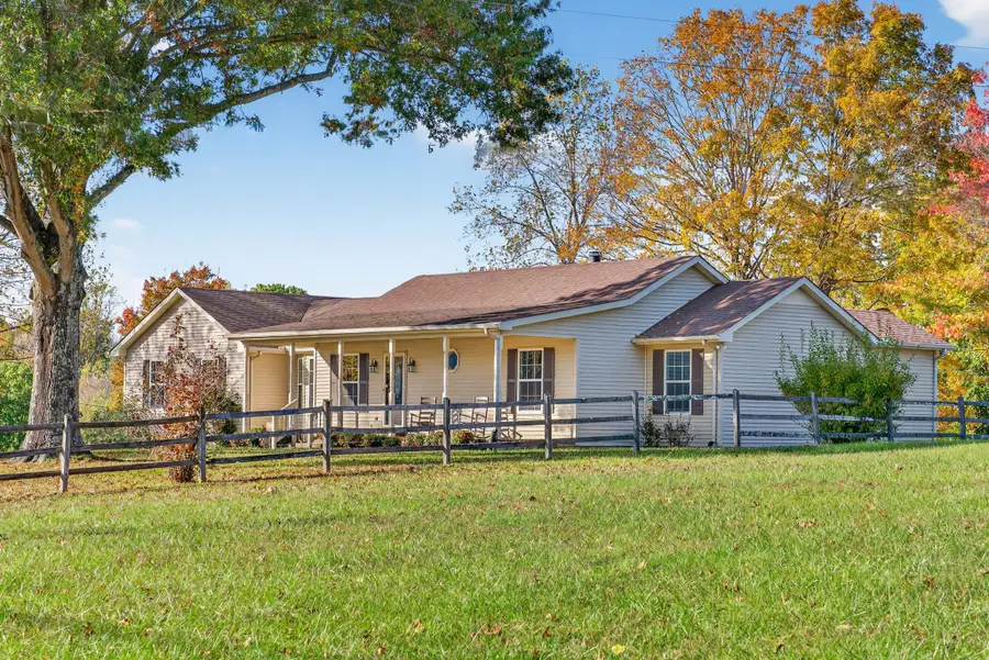 226 W Biggs Rd, Cottontown, TN 37048 - Image #3